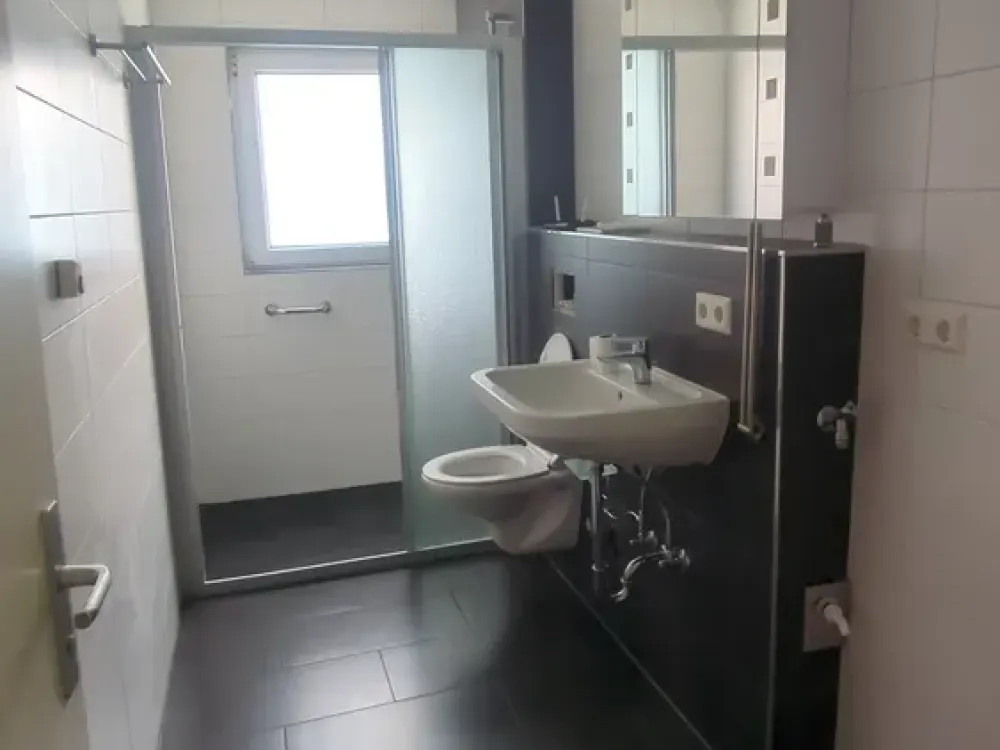 شقة من غرفتين (950 € - 55 م²) في أحد أفضل مواقع رافينسبورغر ويستشتات
