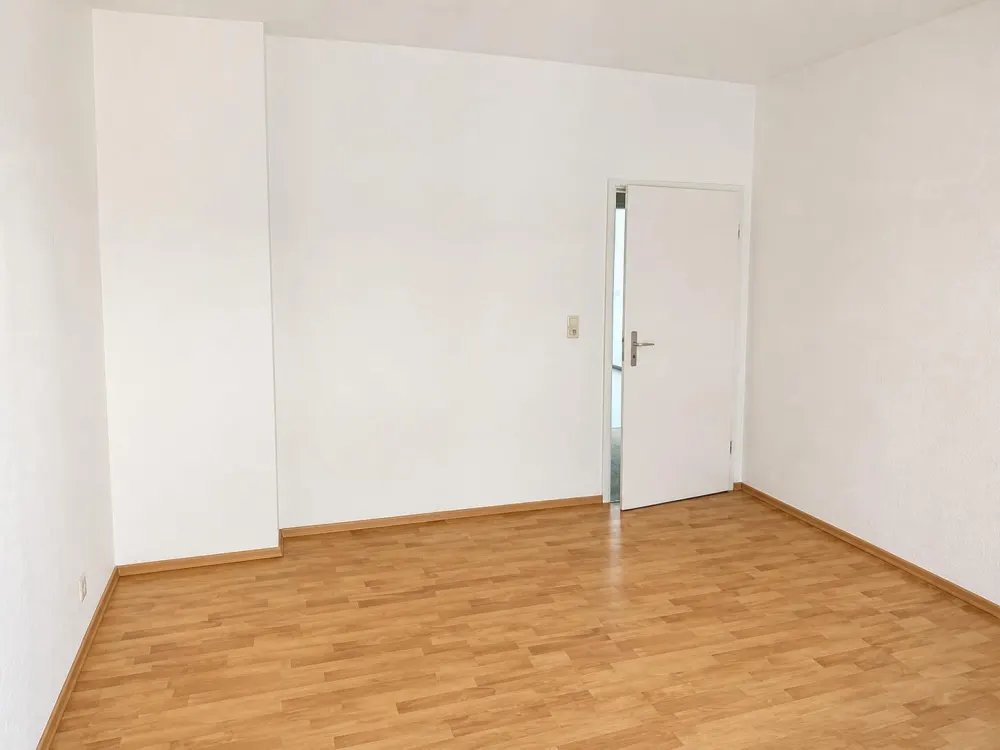 Helle 3-Zimmer Wohnung in der Leipziger Straße