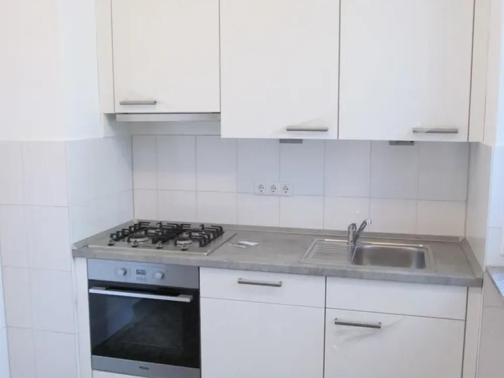 Klassische 3 Zimmerwohnung für 1 bis 2 Personen in Niederrad