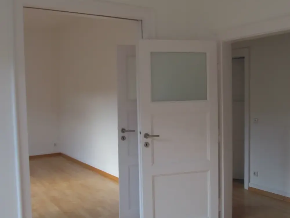 Klassische 3 Zimmerwohnung für 1 bis 2 Personen in Niederrad