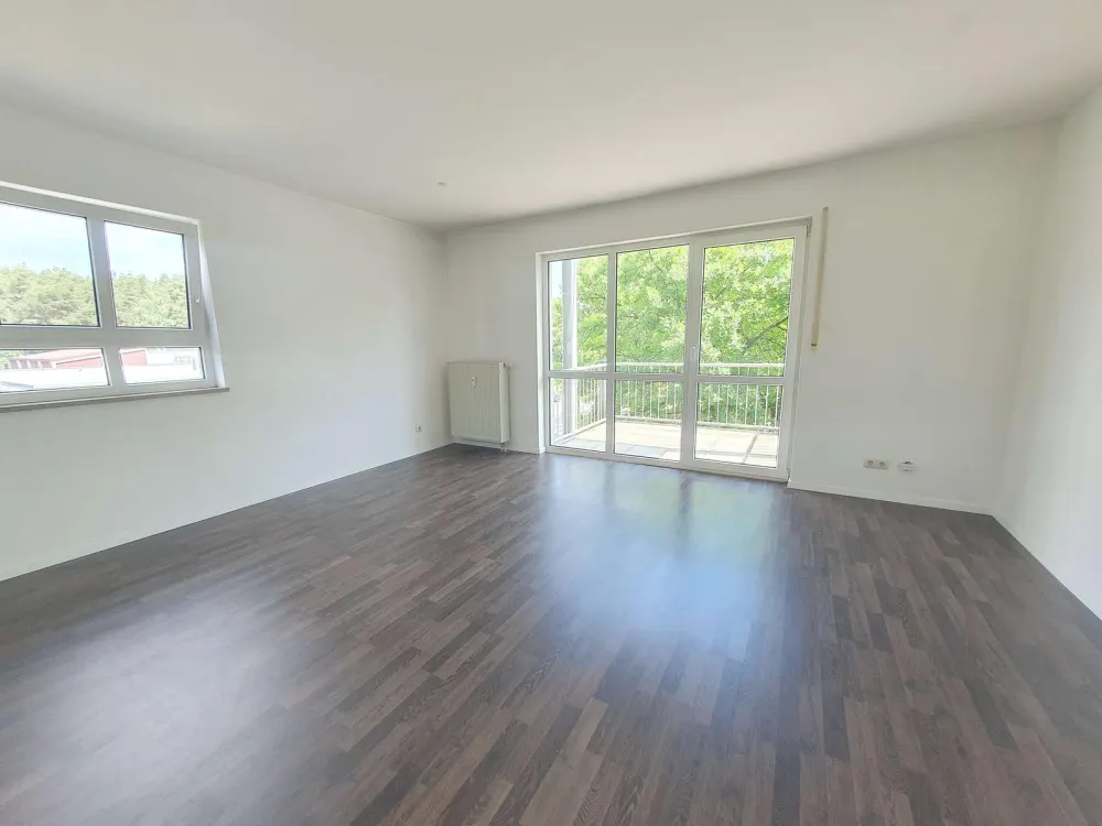 Gepflegte 2-Zimmerwohnung mit Balkon und TG-Stellplatz in Schwanstetten