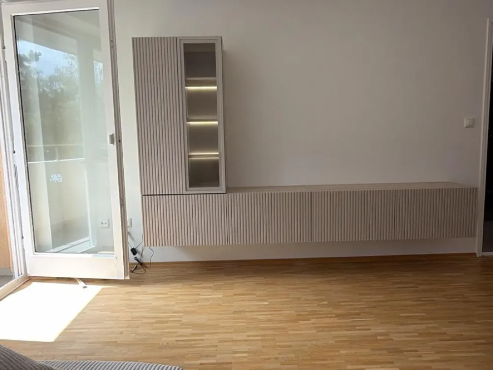 Ich vermiete einen Zimmer