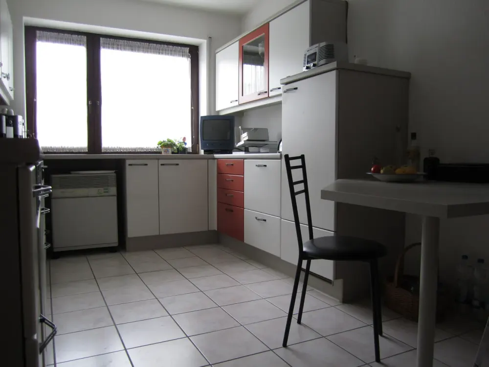Ruhige 4-Zimmer-Wohnung mit zwei Loggien