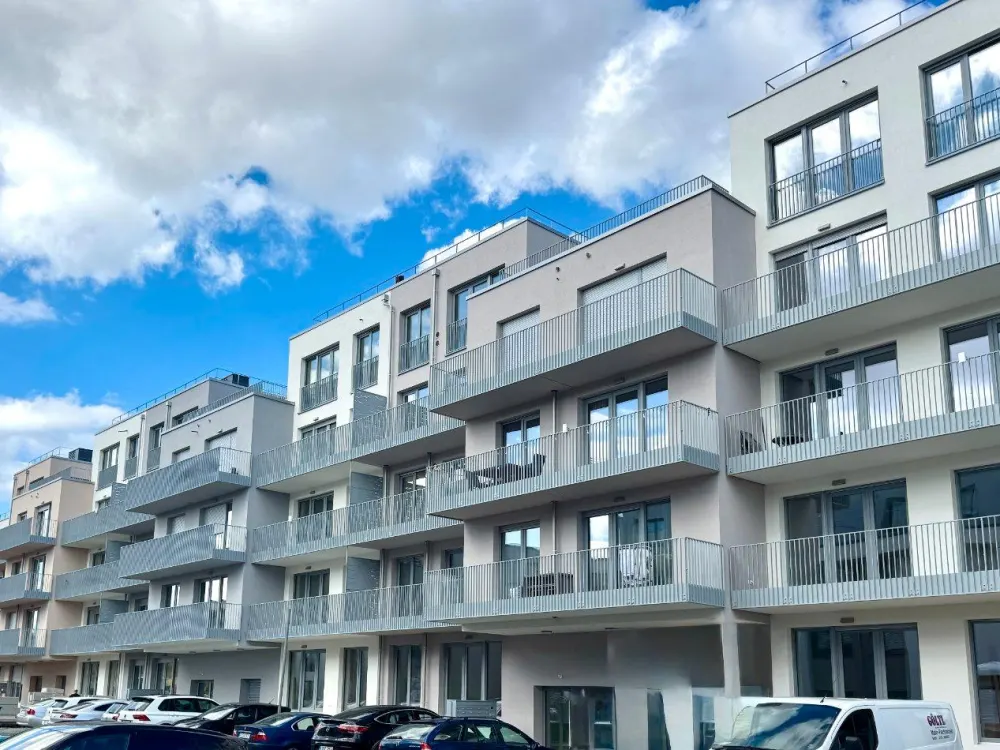 2,5 Zimmerwohnung mit Einbauküche und 2 Balkonen
