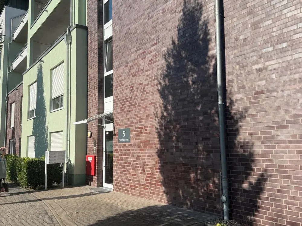2-Zimmer-Wohnung mit ca. 30 m² Dachterrasse, Aufzug & Tiefgarage