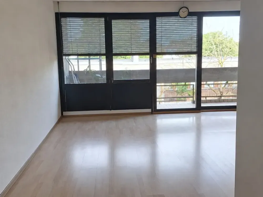Großzügiges Ein-Zimmer-Apartment in Freimann