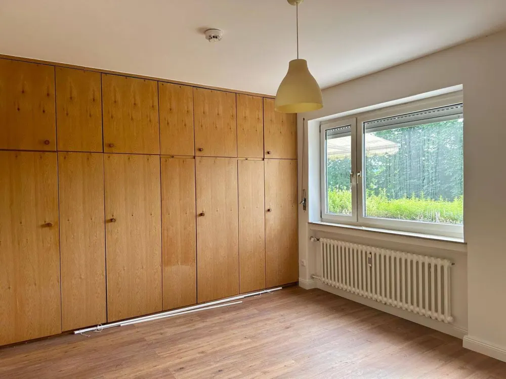 Sunny Apartment with Large Terrace, Swimming Pool, Sauna Directly on the Fulda