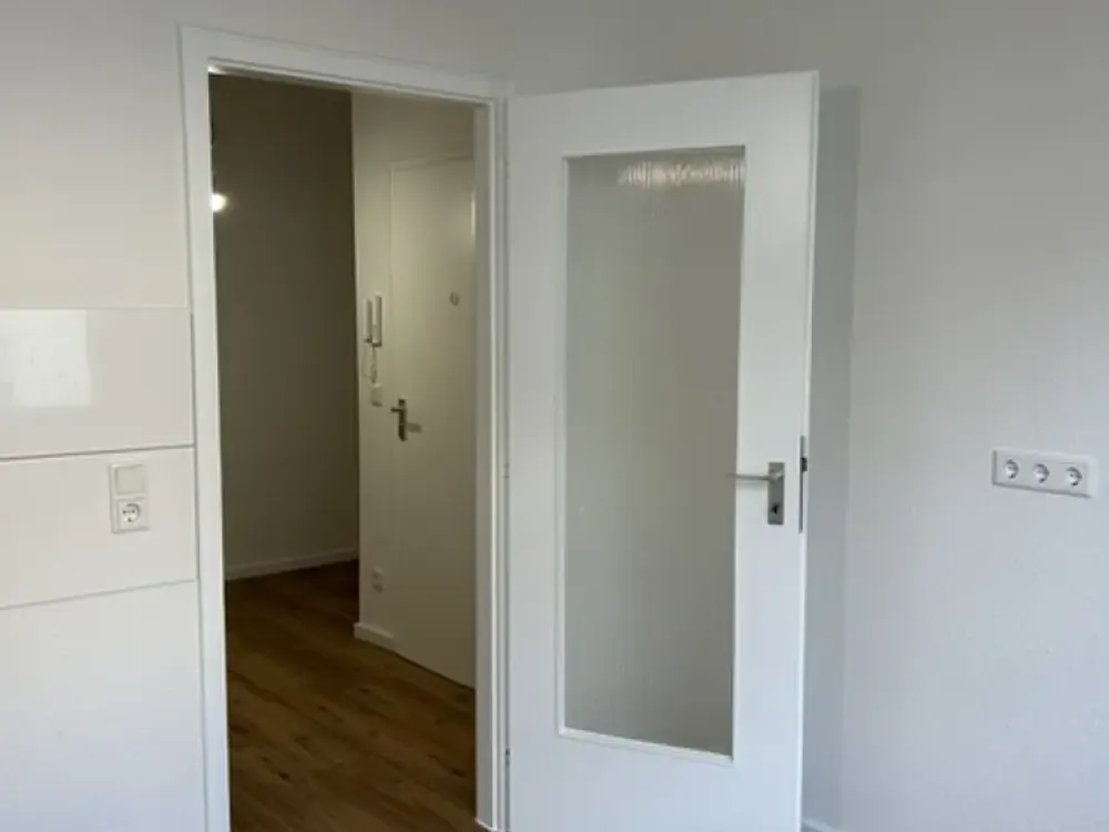 Erstbezug nach Sanierung: Großzügiges Appartment mit Balkon und separater Küche