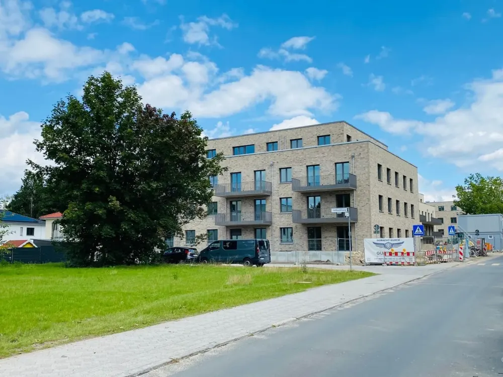 "Neubau am Golfplatz Gatow mit Garten und Tiefgaragenstellplatz*