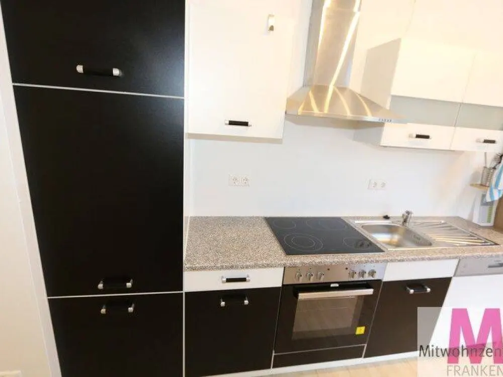 Neu renoviertes Zimmer in 4er WG im Herzen der Altstadt