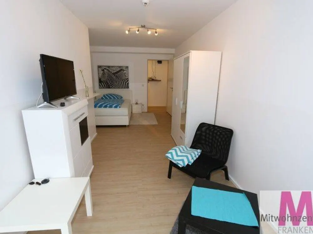 Neu renoviertes Zimmer in 4er WG im Herzen der Altstadt
