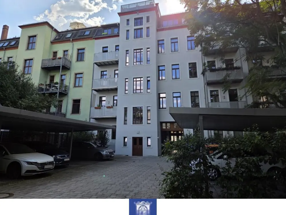 Eindrucksvolle Wohnung mit Balkon, Tageslichtbad mit Wanne!