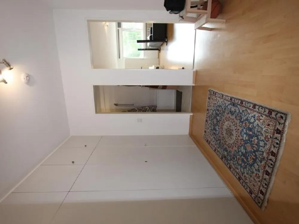 TOP Zustand! Balkon! EBK! Aufzug! TG-Stellplatz optional!
