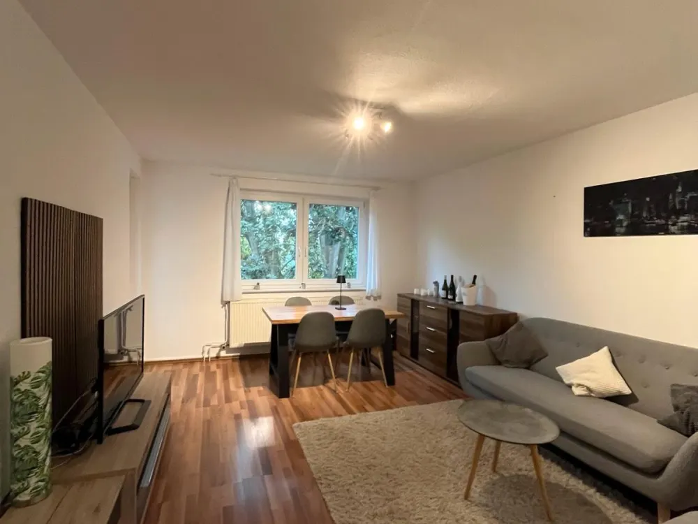 Vollmöbilierte 2 Zimmerwohnung in Frankfurt
