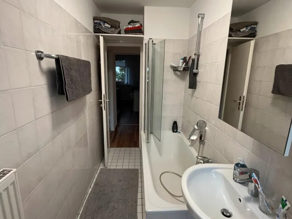 Vollmöbilierte 2 Zimmerwohnung in Frankfurt