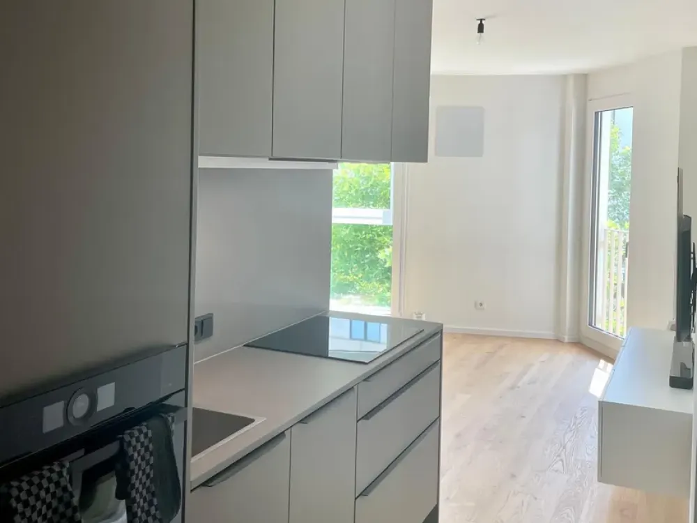 Exklusiv möblierte 2-Zimmer-Wohnung mit Concierge, Rooftop-Terasse & Co-Working, München-Pasing