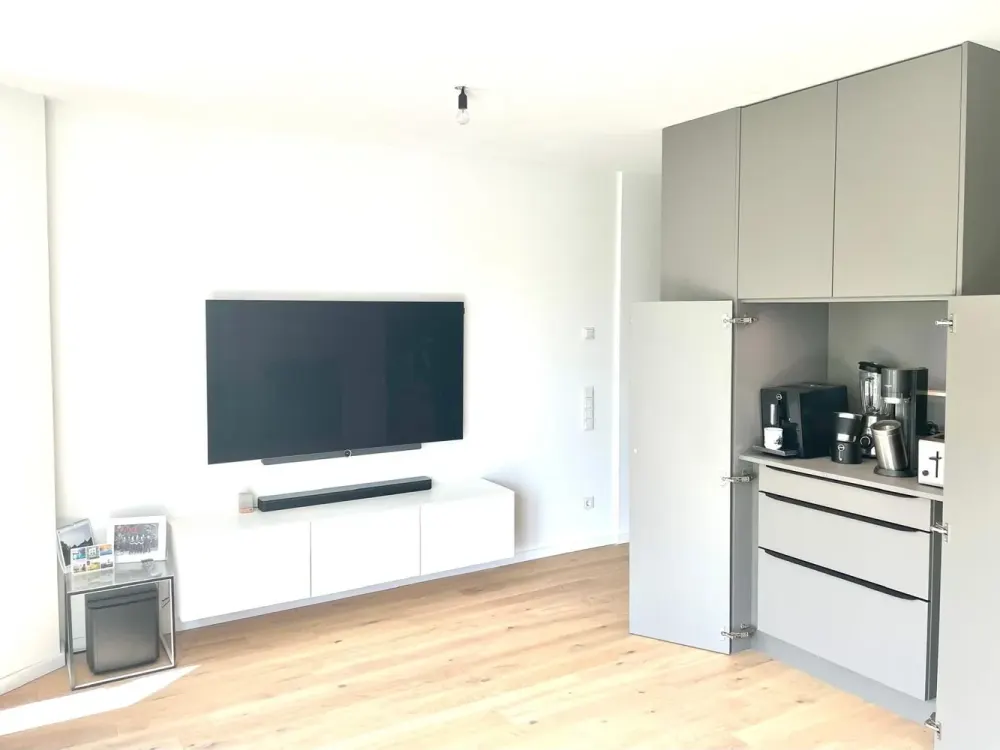 Exklusiv möblierte 2-Zimmer-Wohnung mit Concierge, Rooftop-Terasse & Co-Working, München-Pasing