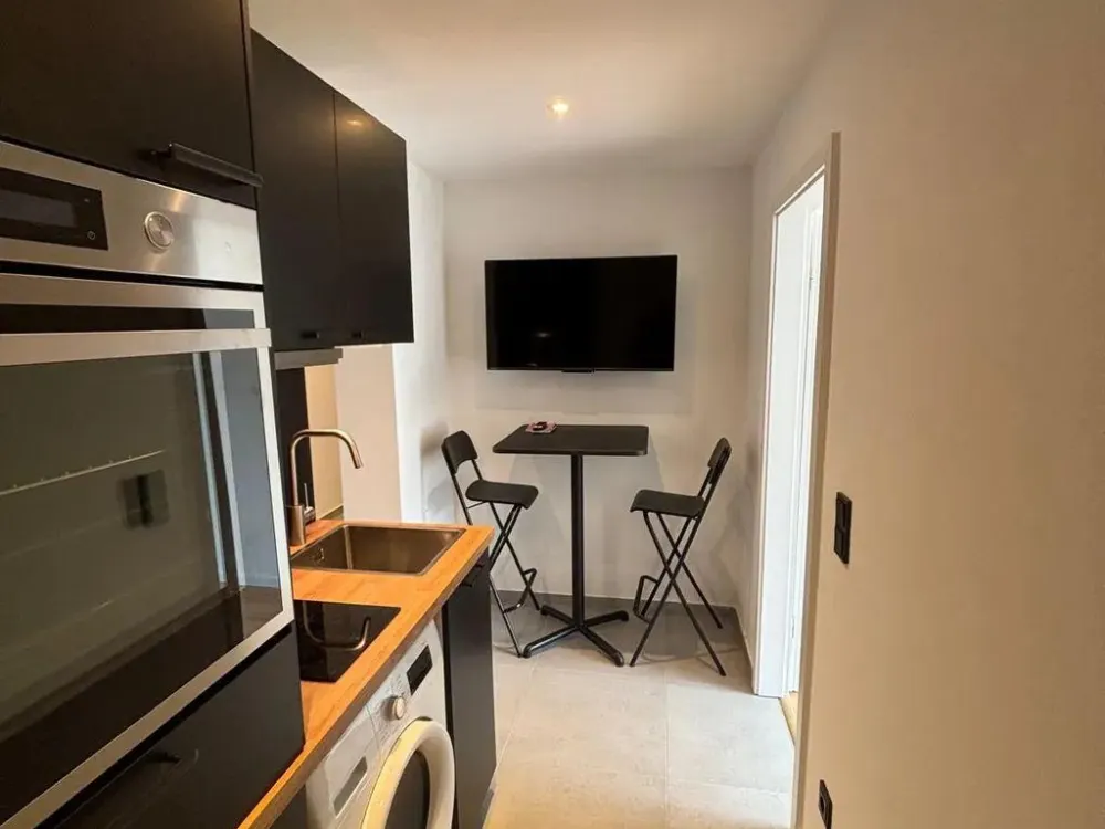 Möbliertes WG-Zimmer ab sofort verfügbar / Stadelheimer Straße 23, München / WE7 / Zi.1