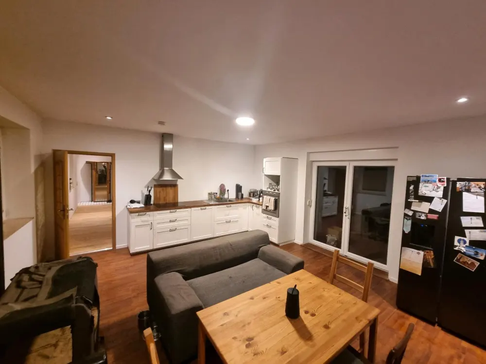 40m² WG Zimmer in Haus mit Sauna und Garten