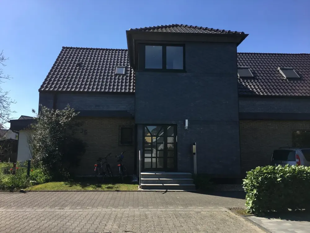 Helle Erdgeschoßwohnung mit großem Garten in Langenfeld-Wiescheid.