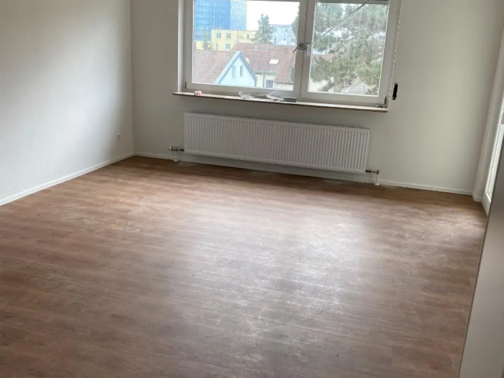 4-Zimmer-Wohnung zum Wohlfühlen auf dem Zollberg mit gemütlichem Balkon!