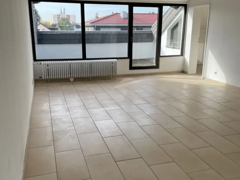helles Dachgeschoss Appartment im Kölner Süden