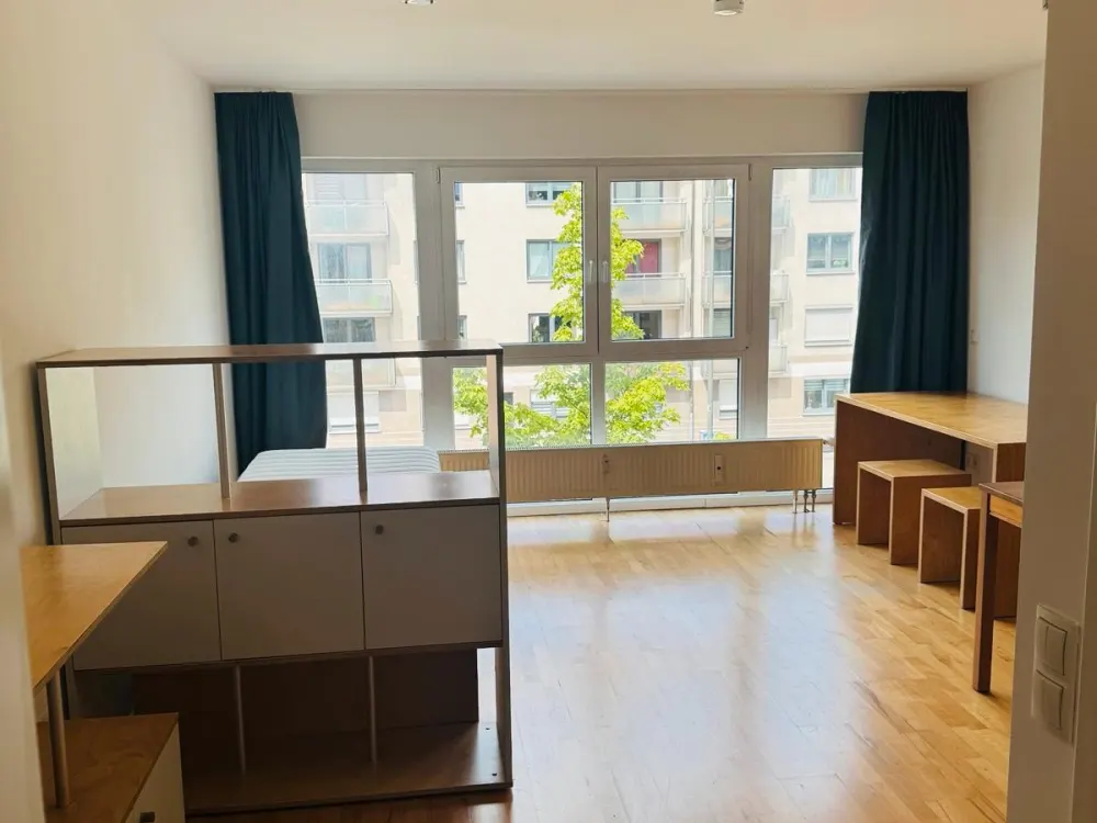 Ein Zimmer Apartment ab sofort inkl Stellplatz zu VERMIETEN!