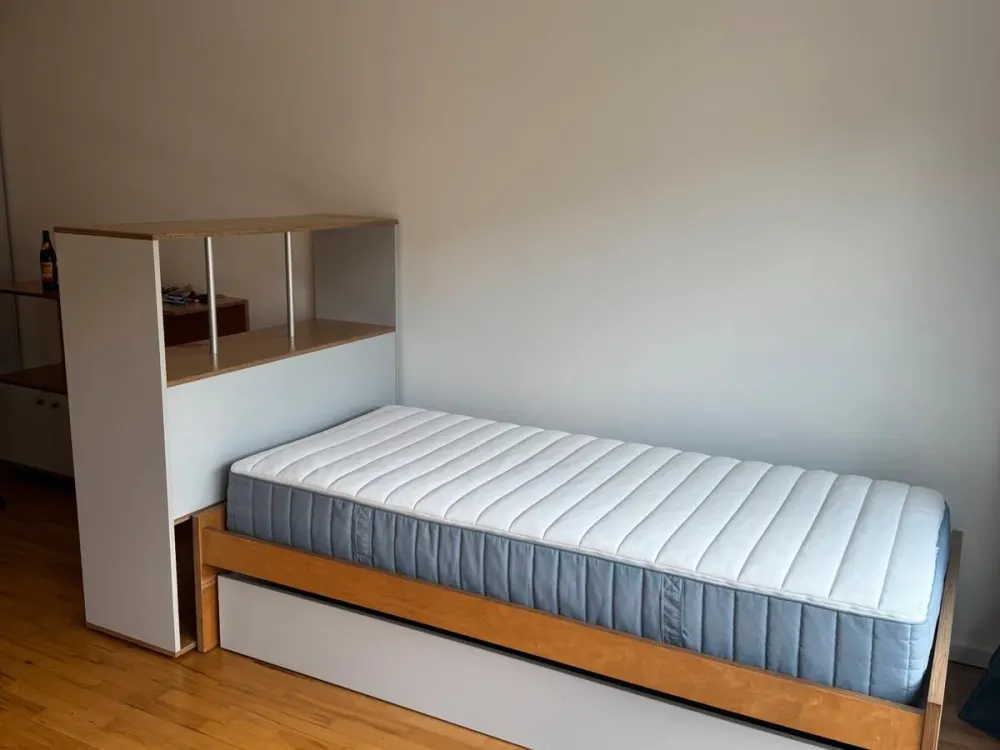 Ein Zimmer Apartment ab sofort inkl Stellplatz zu VERMIETEN!
