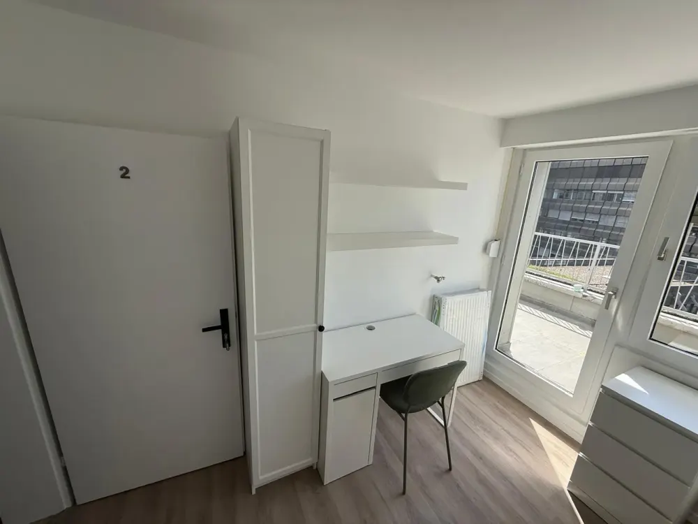 Studentenzimmer in WG in Karlsruhe: 6 Zimmer in zentraler Lage