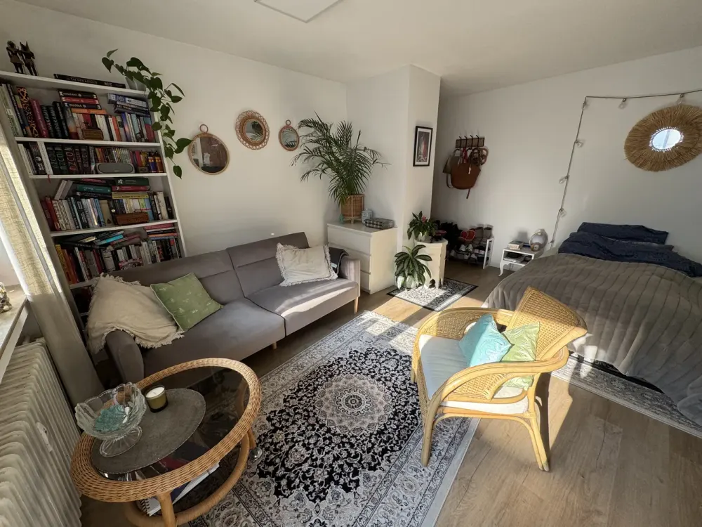 1-Zimmer-Wohnung + Balkon & Garage, Hirschstr. Karlsruhe, Zentral + ruhig, 34qm