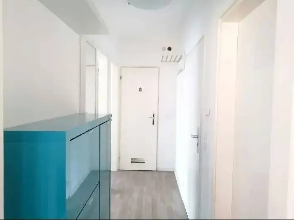 Möblierte 3-Zi.-Wohnung mit 2 SZ am Opernhaus