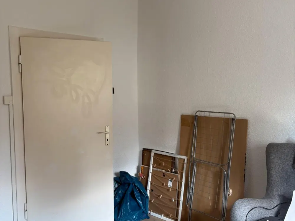 Schöne Wohnung teilweise möbliert