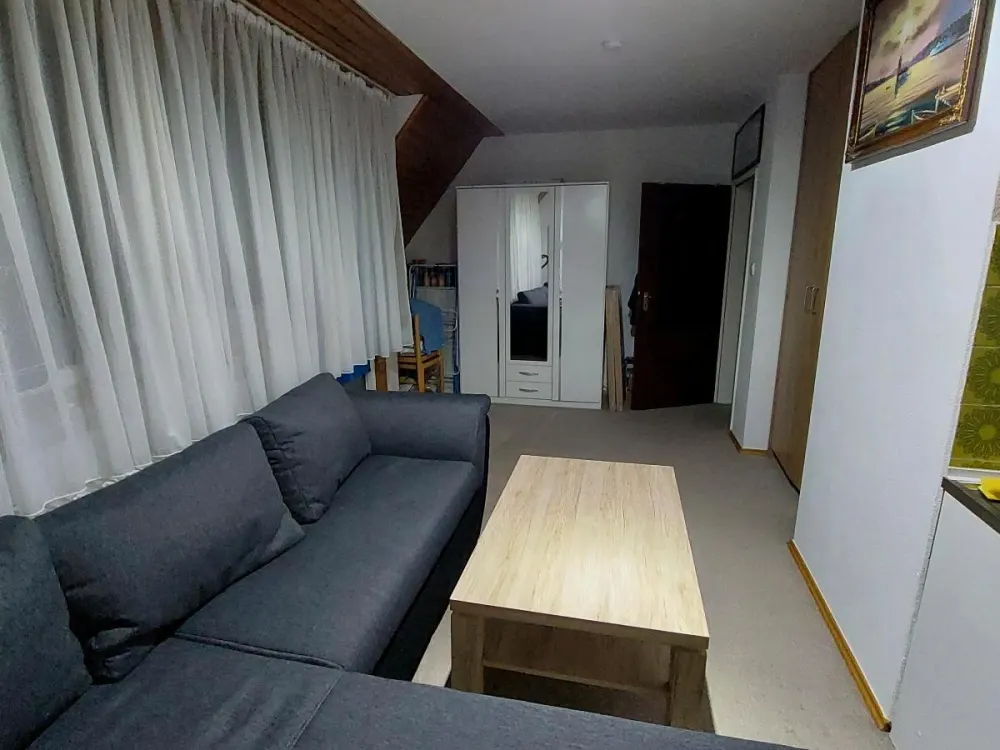 1zimmer wohnung ( komplett möbiliert) auf zeit zu vermieten