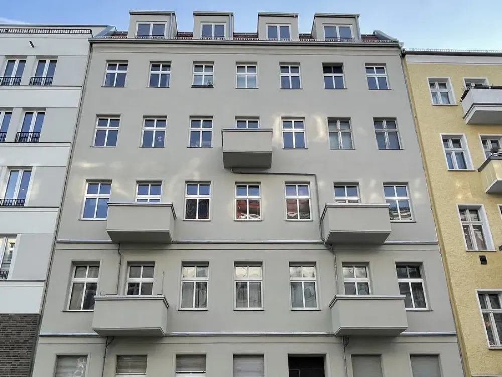 Topp-Lage in FHain- 2-Zi.. DG mit großer Sonnenterrasse - ein kleiner Wohntraum!