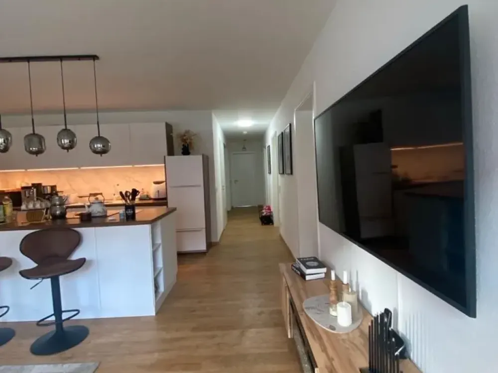 Große moderne Neubauwohnung