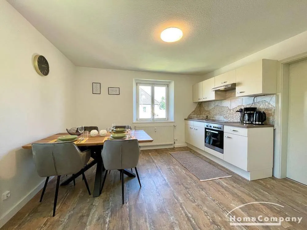 28097 HomeCompany Dresden Möbliert/Furnished 2-Zimmer Apartment mit Balkon in Dresden-Großluga max. 3 Personen