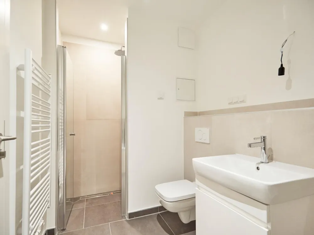Perfect for Couples - Attractive 2-Room Apartment with Fitted Kitchen