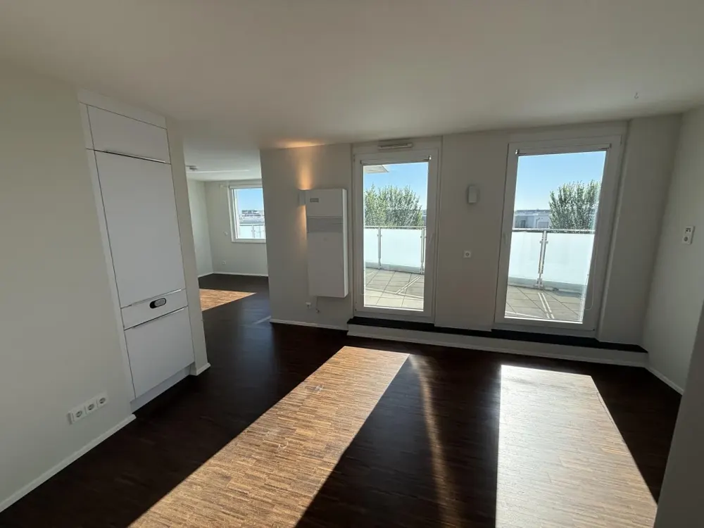 Penthouse am Riedberg mit großer Dachterrasse & Skylineblick - Klimaanlage, EBK & 2 TG-Plätze