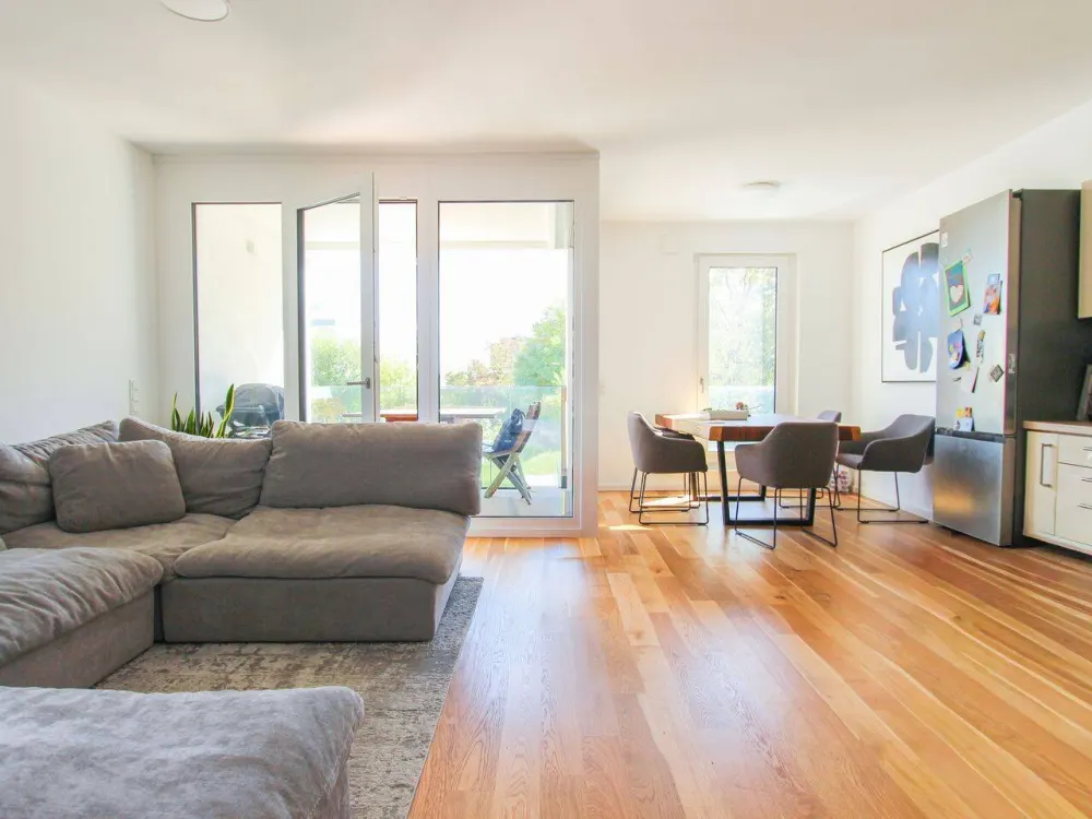 Beautiful 4-Room Family Apartment with Loggia and Balcony