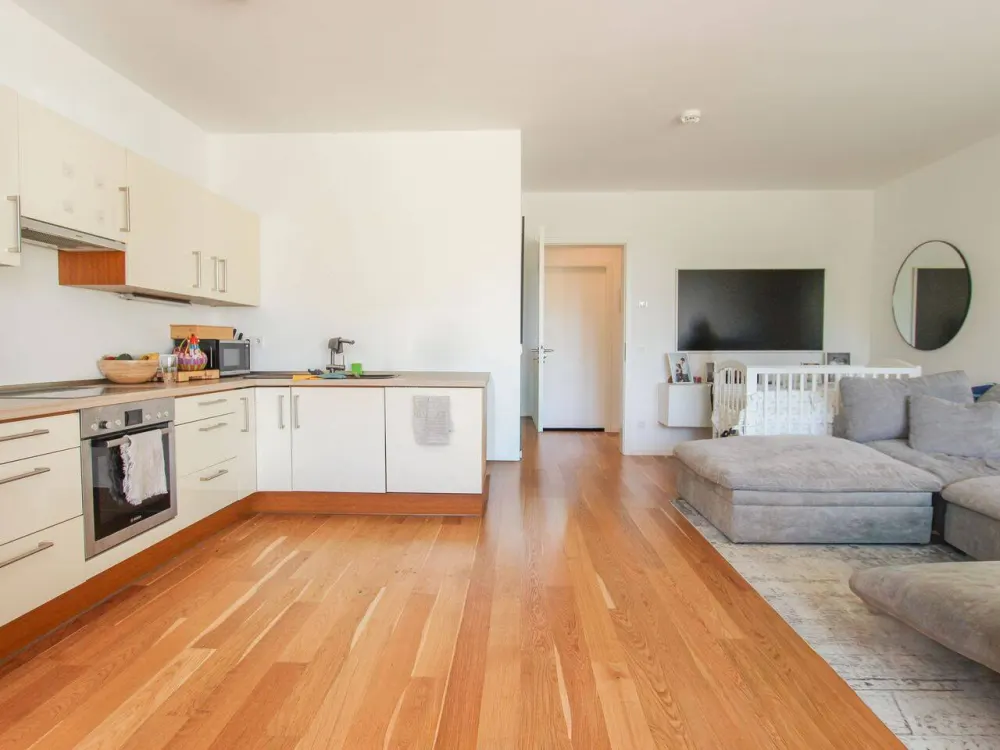 Beautiful 4-Room Family Apartment with Loggia and Balcony
