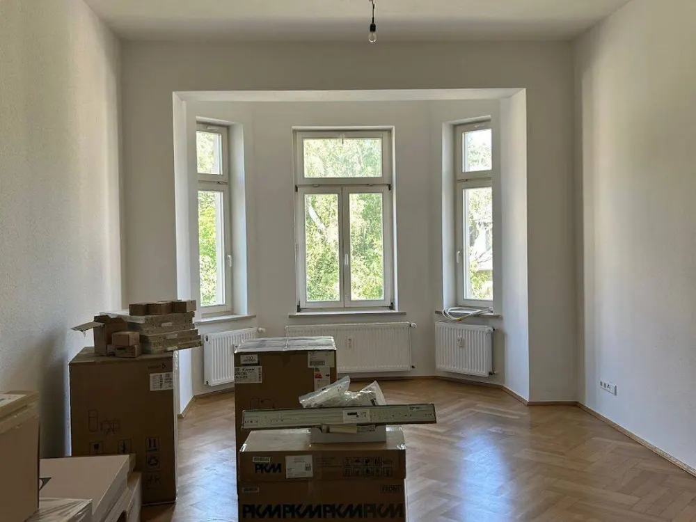charmante, frisch renovierte Altbauwohnung | 4 Zimmer | Balkon I EBK