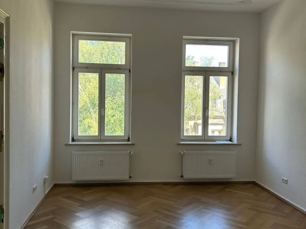 charmante, frisch renovierte Altbauwohnung | 4 Zimmer | Balkon I EBK