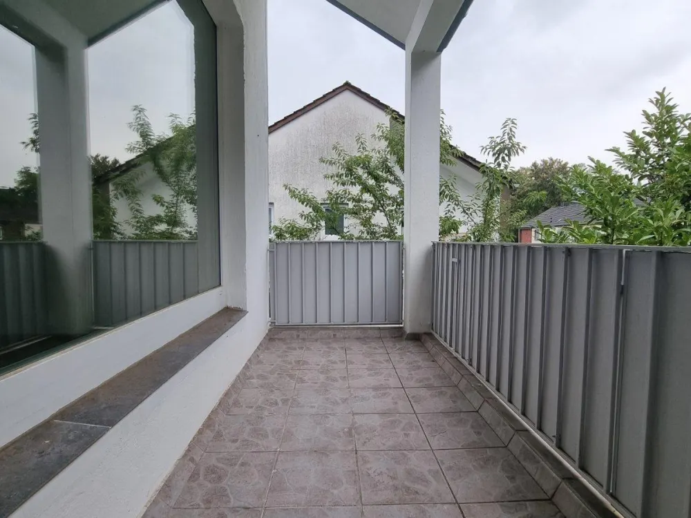 Einzugsbereit! Familienfreundliche, moderne 3-Zimmer- Wohnung mit Balkon in ruhiger Wohnlage