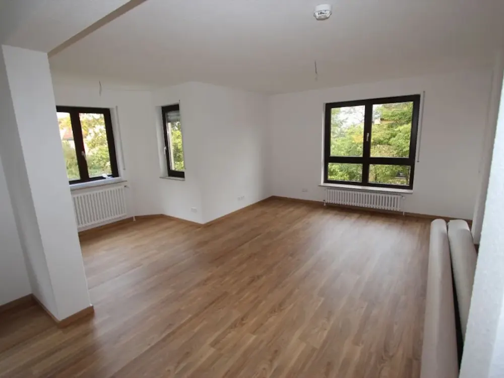 Helle 3 Zimmer Wohnung in Freiberg - WBS A Stadt Stuttgart erforderlich