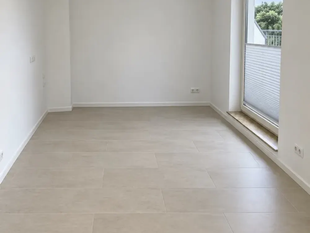 Bright 2-Room Apartment in Central Location of Sarstedt, Elevator, Balcony & Underground Parking