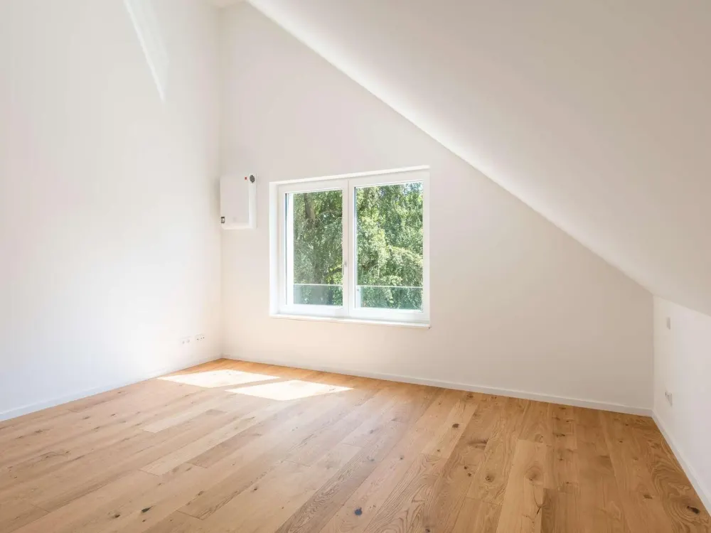 Zum Erstbezug: 3-Zimmer-Wohnung mit Dachterrasse in ruhiger Lage