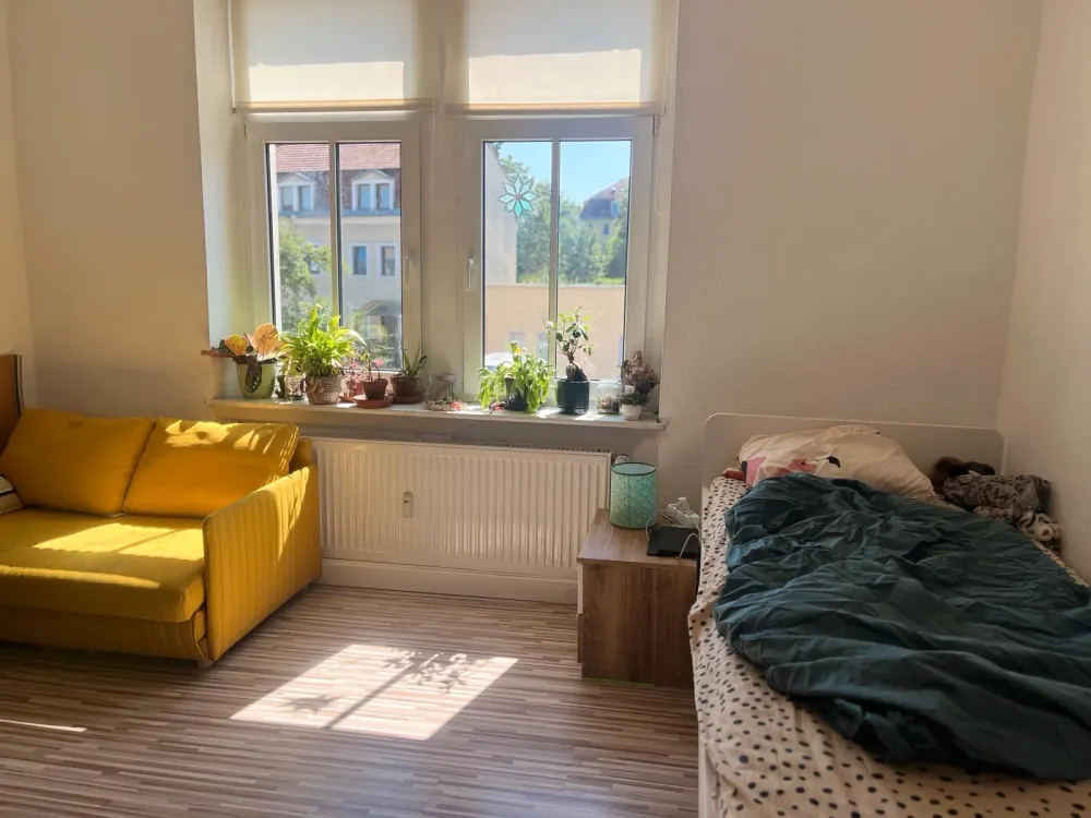 Schöne helle 3-Raum-Wohnung in Dresden Cotta