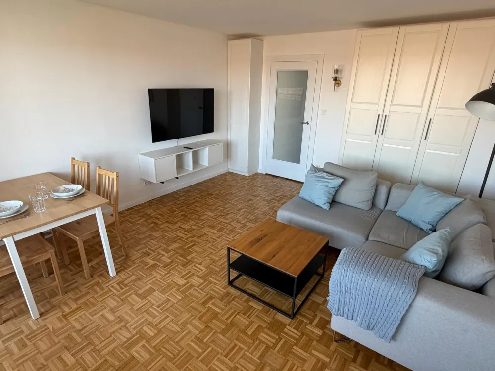 2-Zi Wohnung möbliert auf Zeit