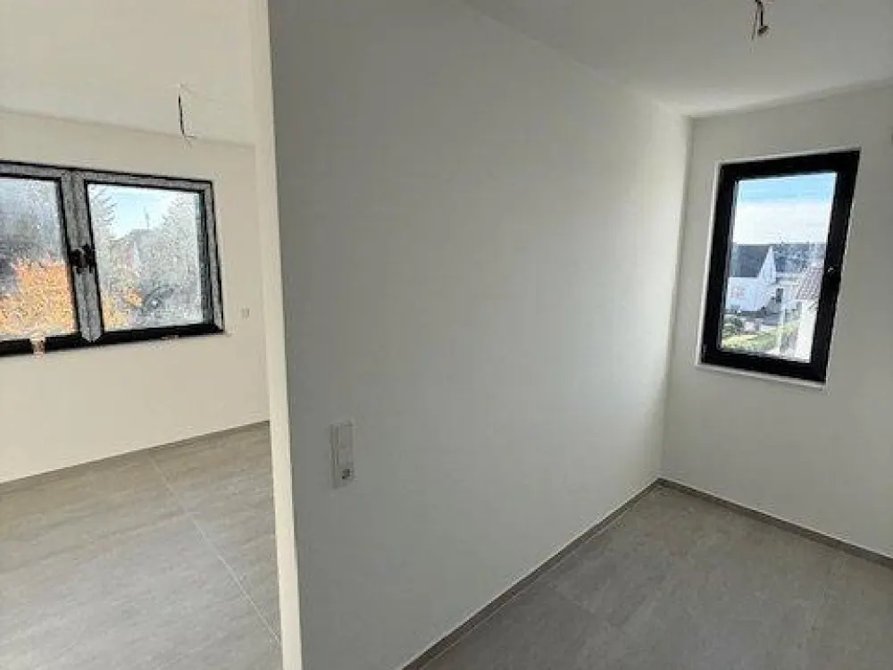 Erstbezug | Penthouse mit 2 Balkonen & Feldblick - Neubau Hannove
