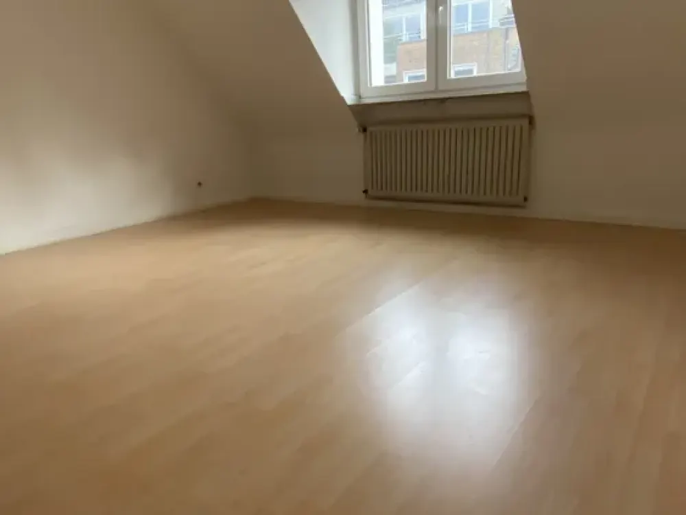 helle 2-Zimmer-Wohng., Pempelfort, 4. OG